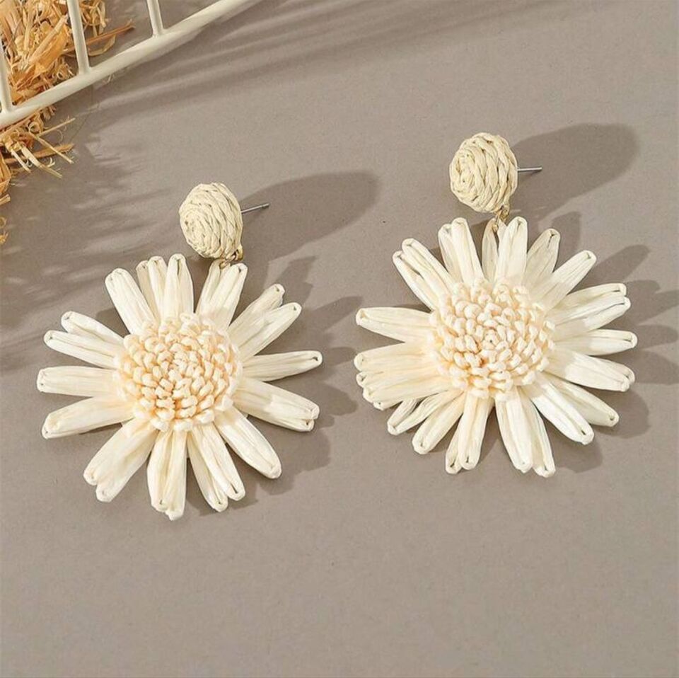 Boho Daisy Earrings 🌻