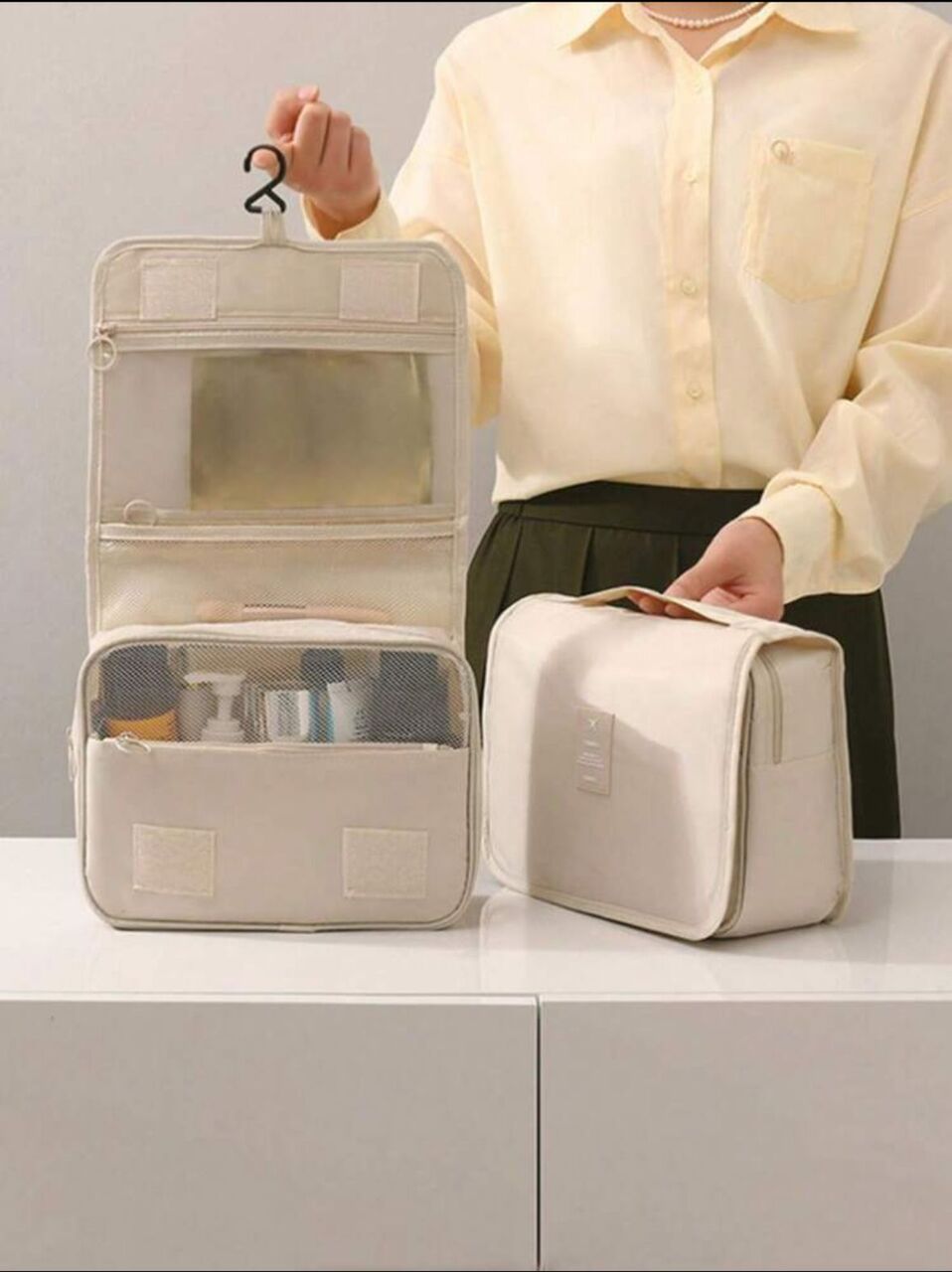 GlamPack Hanging Bag π