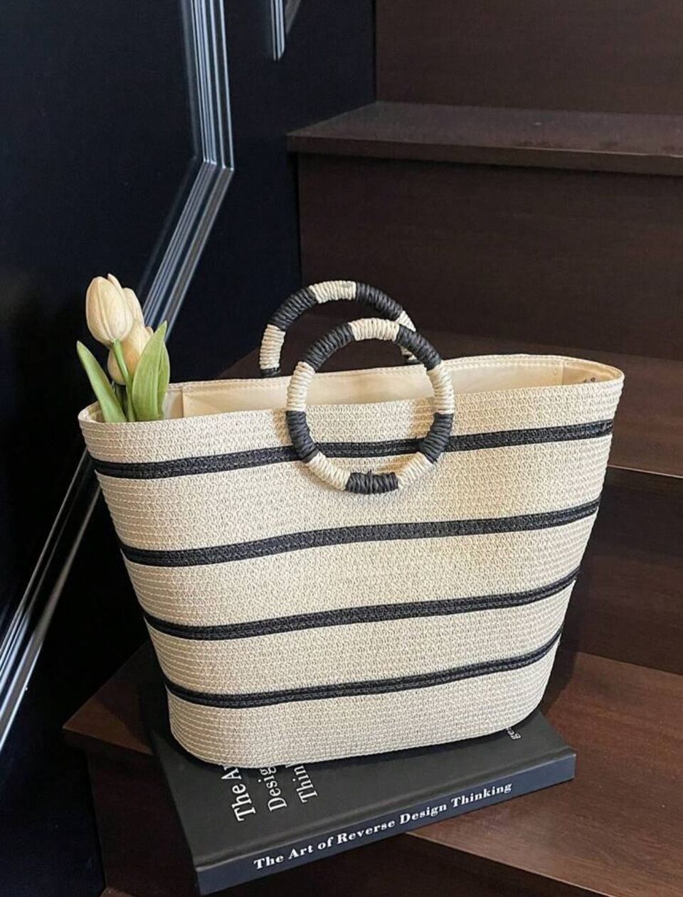 Coastal Loop Tote 🍸