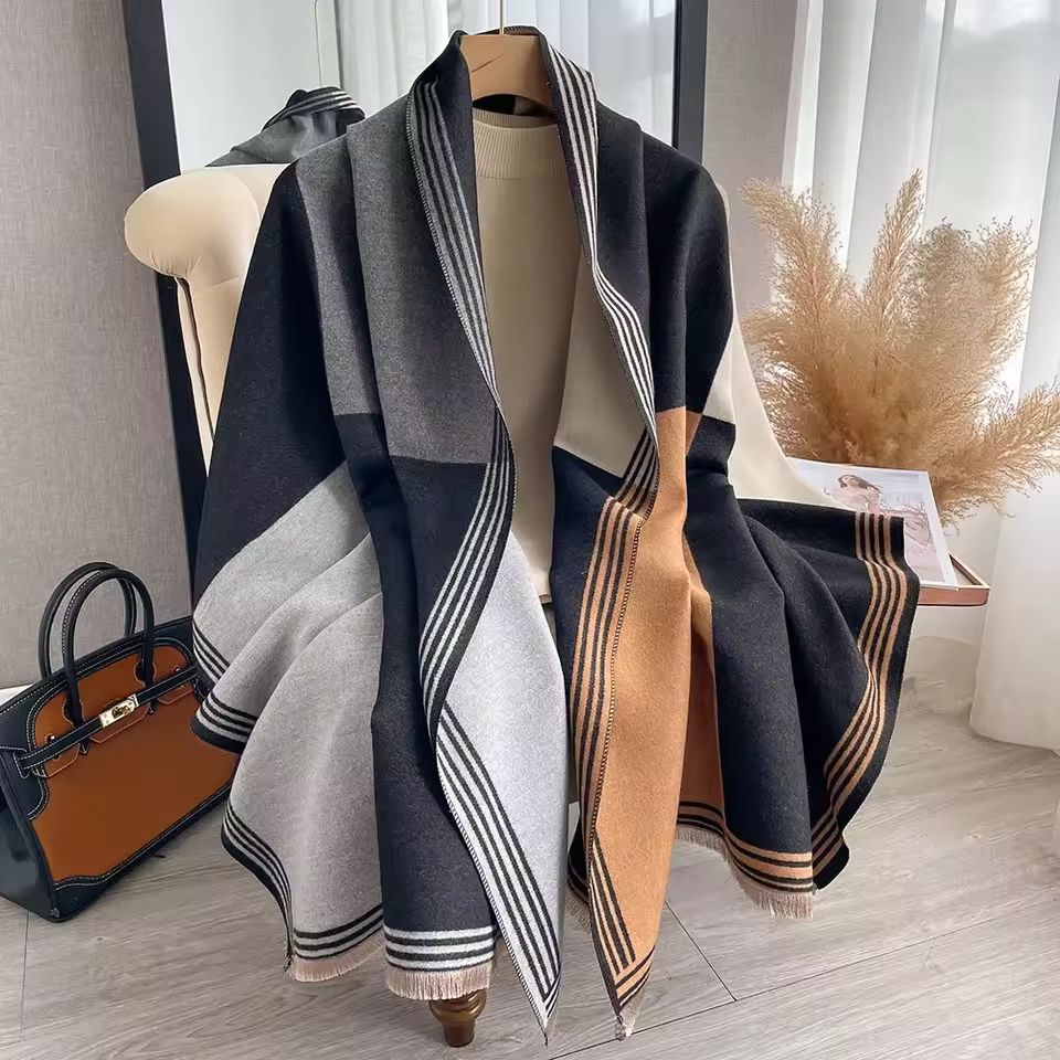 Colorblock Cozy Shawl 🧣