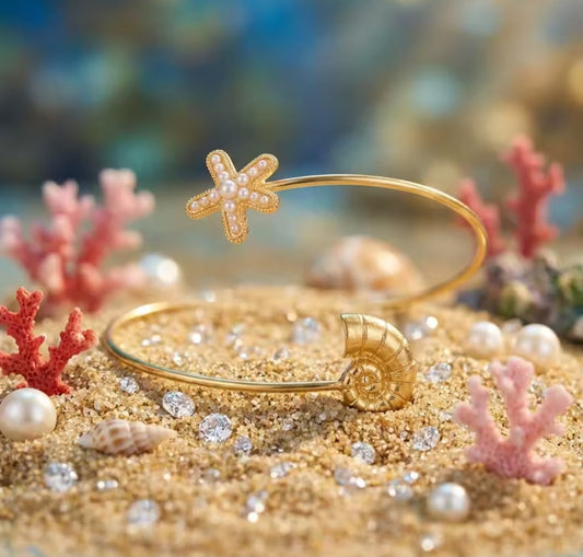 Star Shell Cuff ⭐