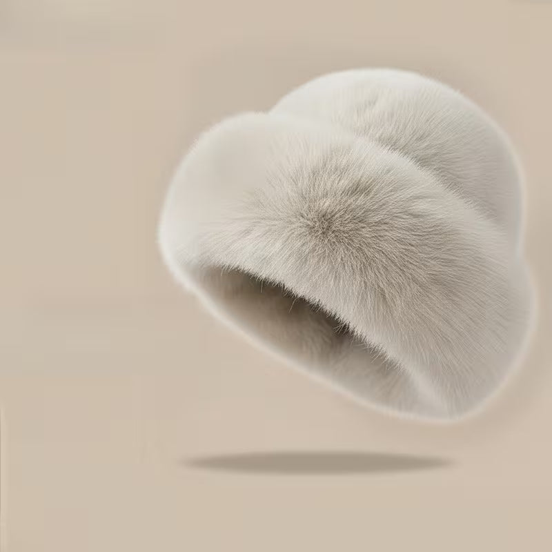 Luxe Furry Beret 🖤