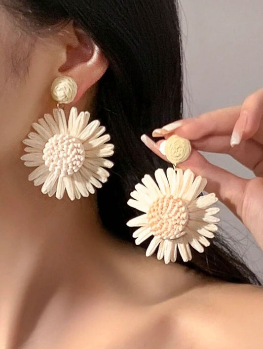 Boho Daisy Earrings 🌻