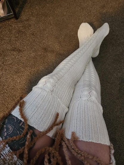 Cozy Cable Thighs 🧦