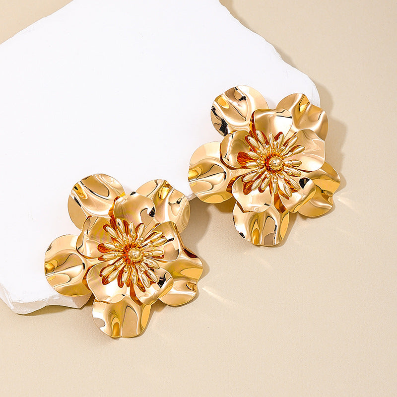 Luxe Flower Earrings 🌼