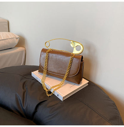 Luxe Chain Clutch 👜