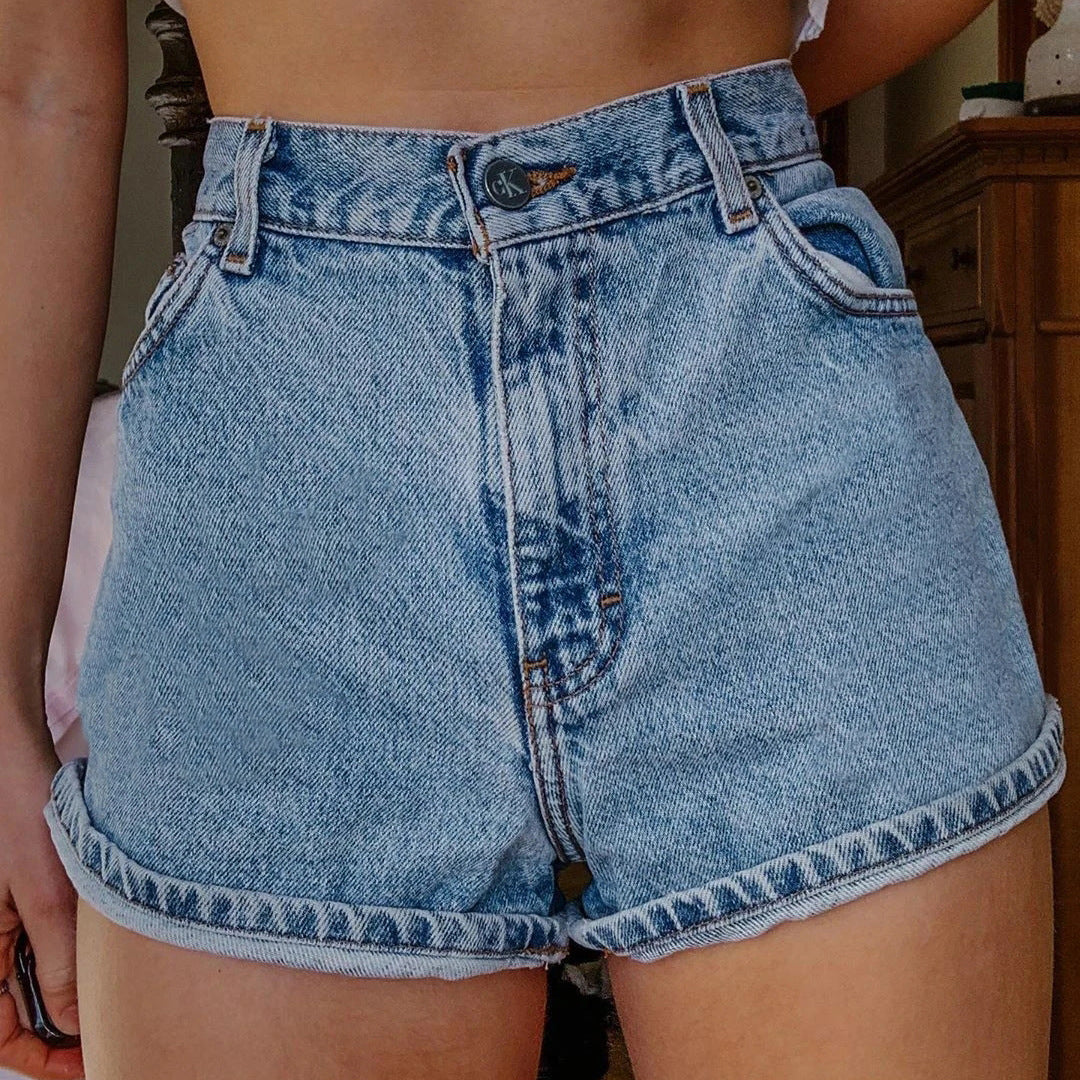 Daisy Bloom Shorts 🌼