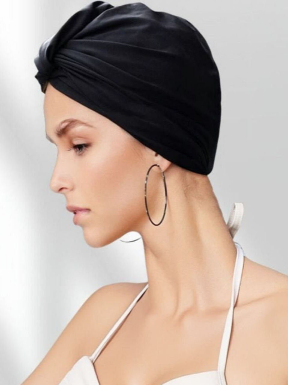 Twist & Glow Swim Turban 🖤