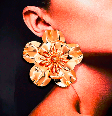 Luxe Flower Earrings 🌼