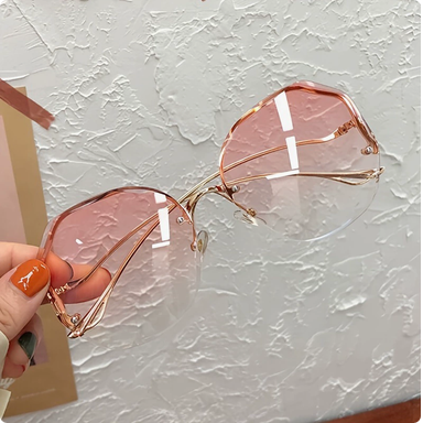 Gradient Luxe Sunglasses 🌈