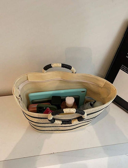 Coastal Loop Tote 🍸