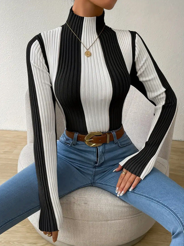 Contrast Ribbed Turtleneck 🤍