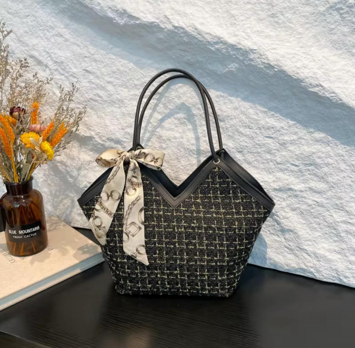 Tweed Charm Tote 🎀