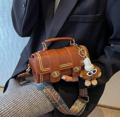 Retro Charm Bag 👜