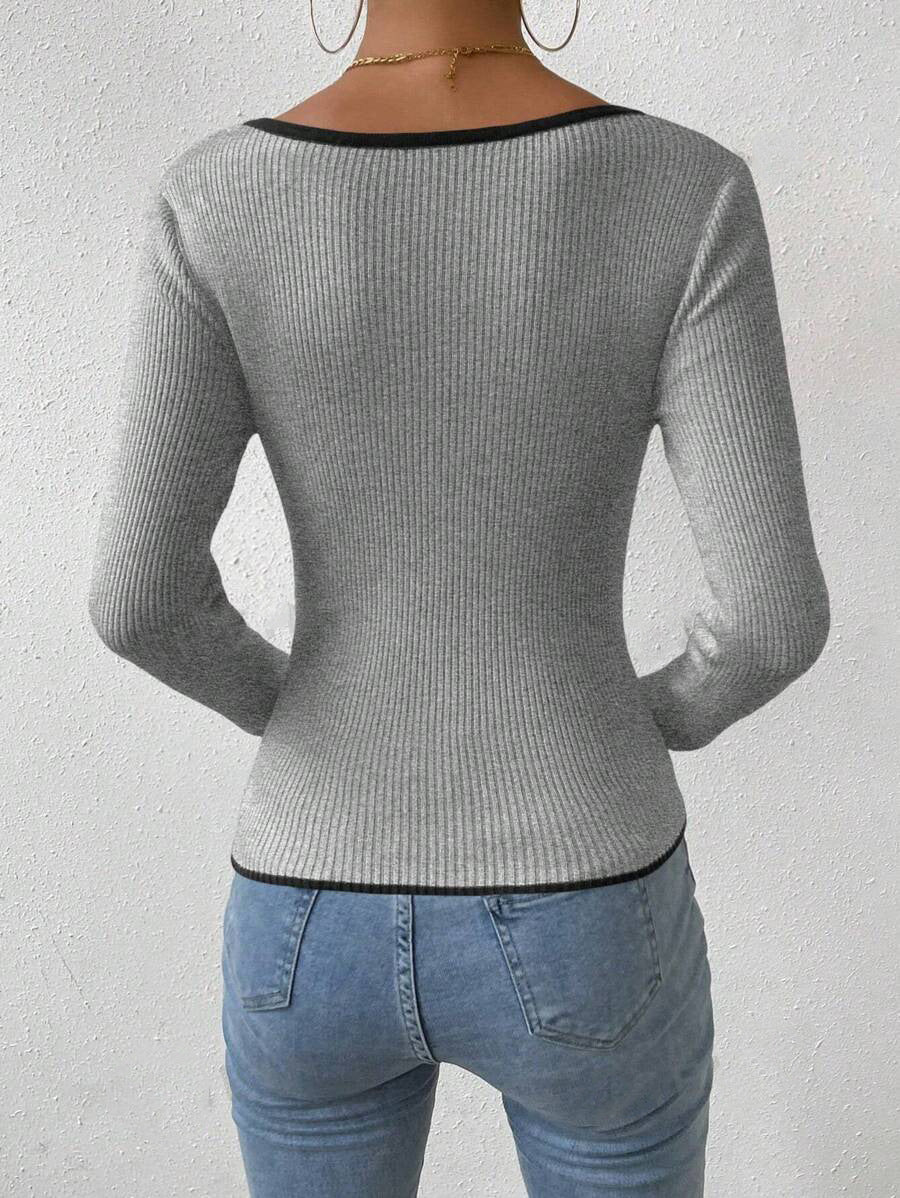 Contrast Vibe Top 🖤