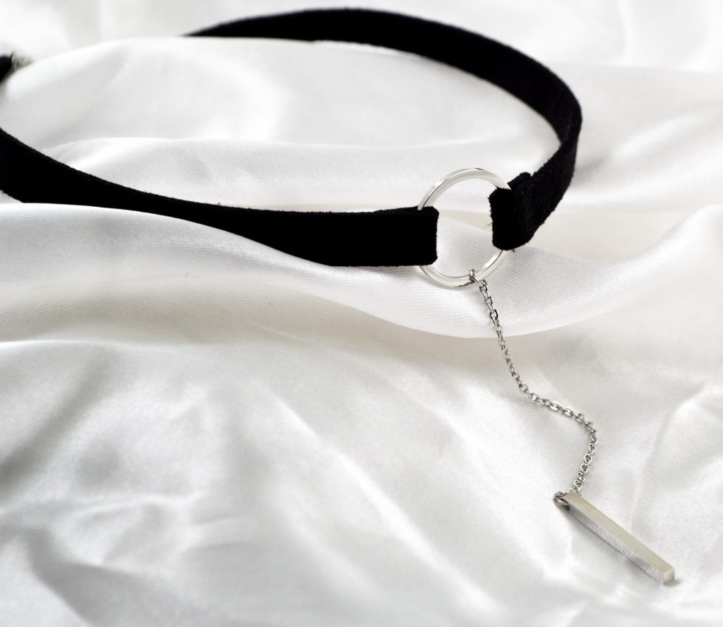 Velvet Ring Choker 🖤