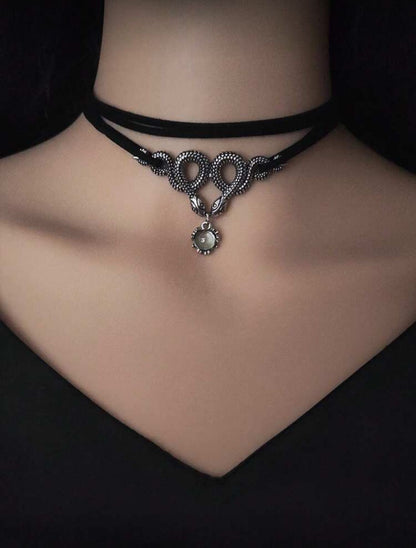 Serpent Embrace Choker 🐍
