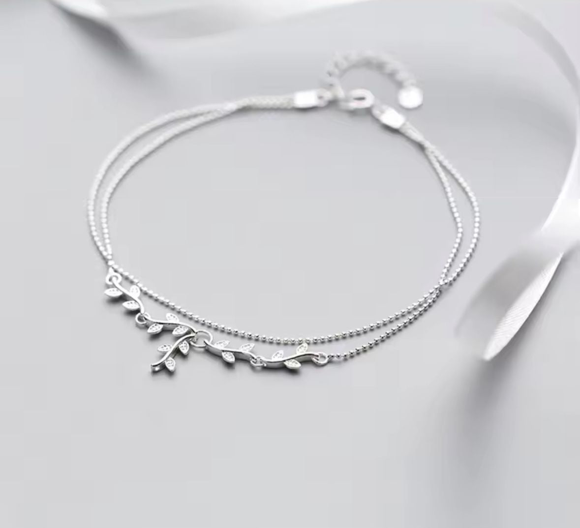 Golden Leaf Anklet 🌿