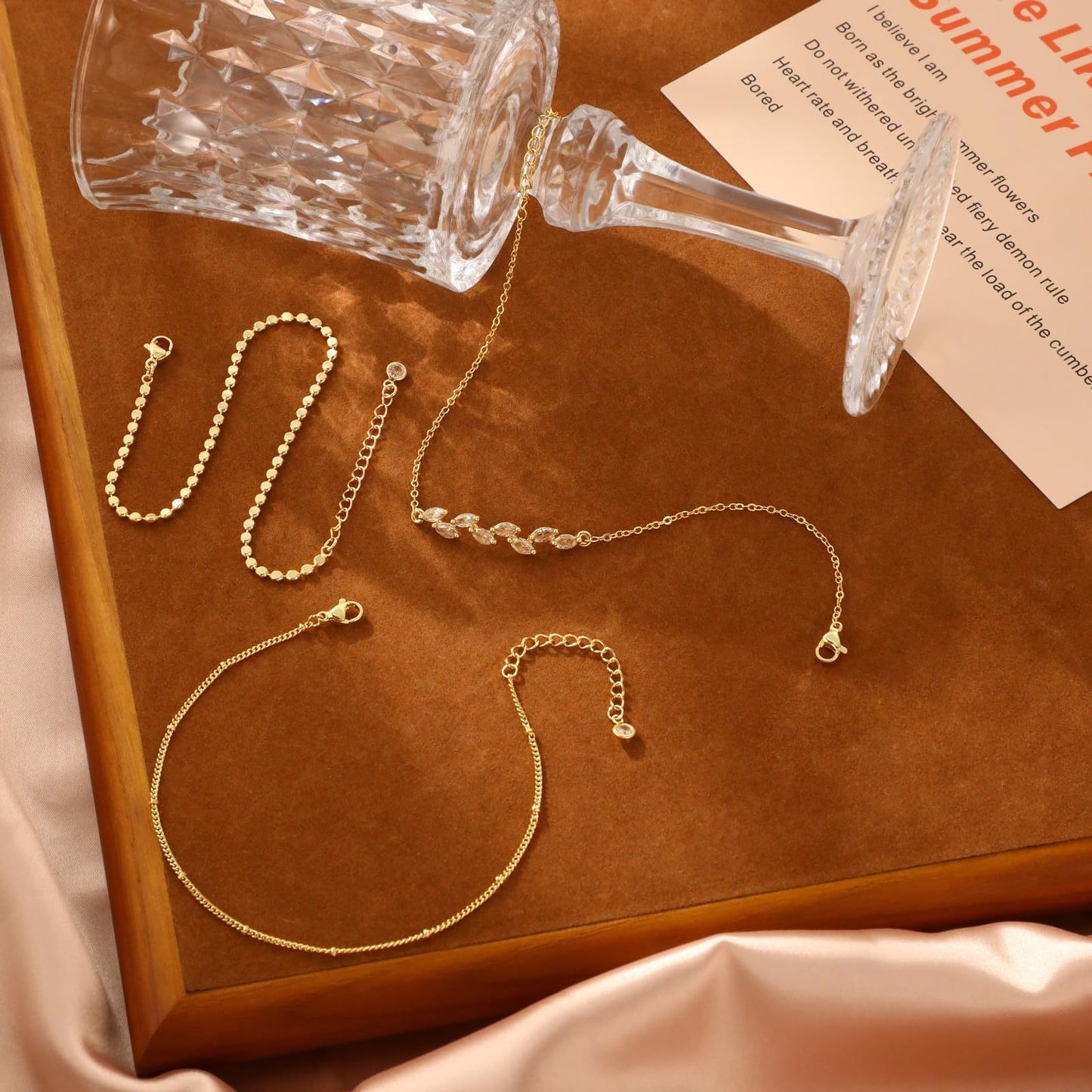 Golden Leaf Glow Anklet ✨