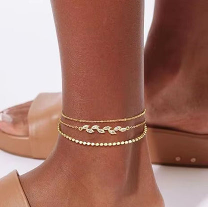 Golden Leaf Glow Anklet ✨