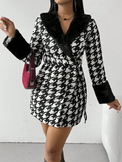 Chic Fur Trench 🖤