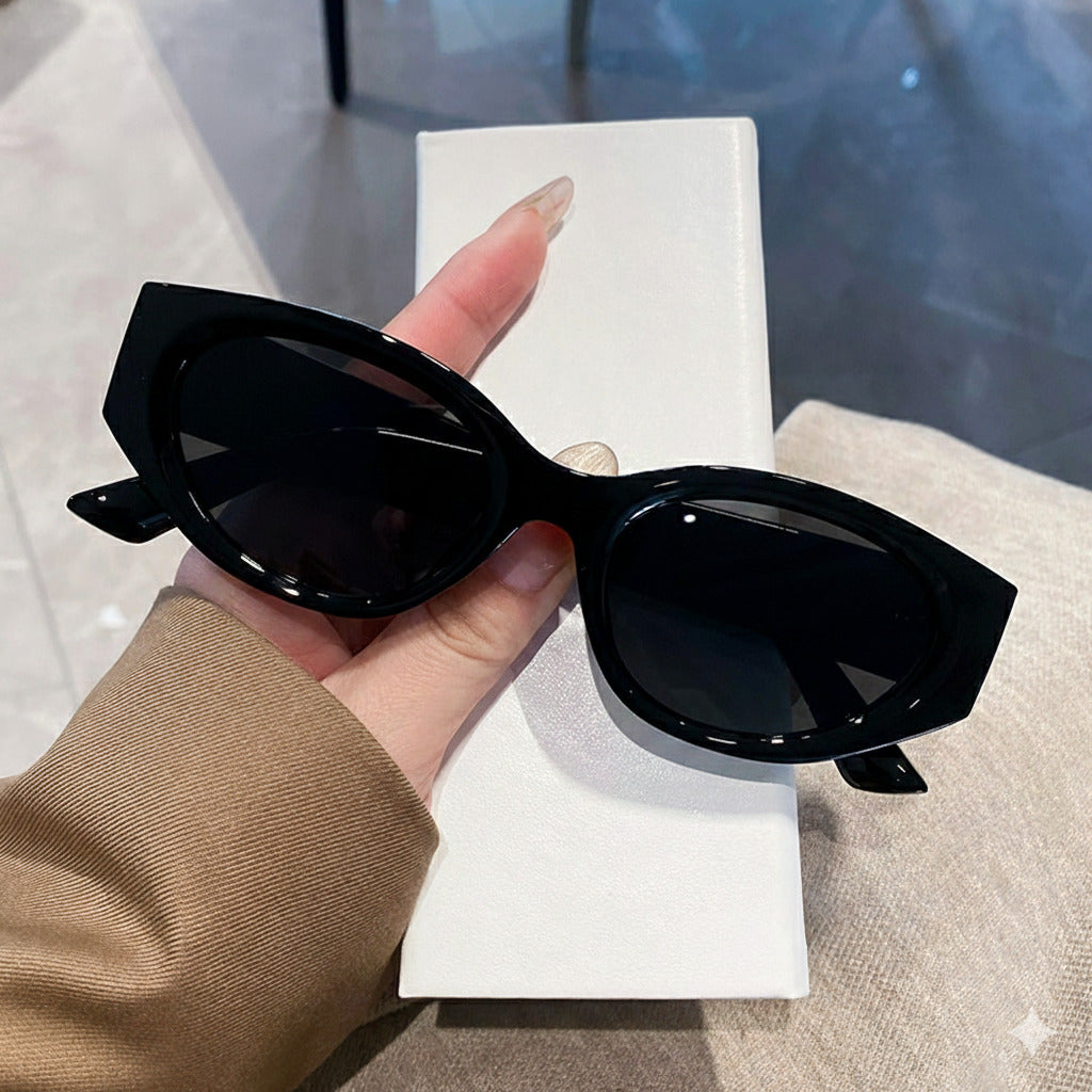 Retro Cat Eye Sunnies 😎