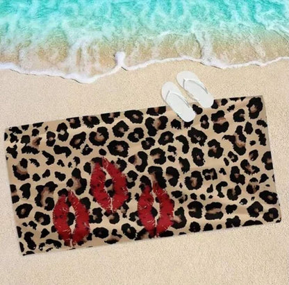 Wild Kiss Towel 💋