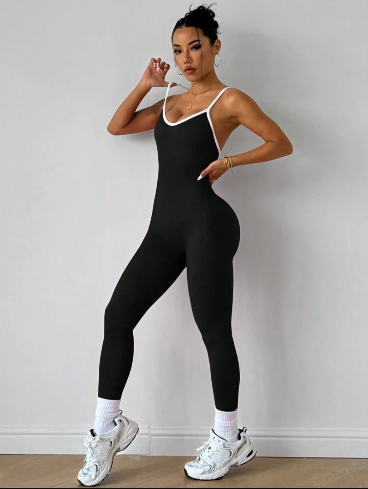 Sculpt Cross Jumpsuit 🖤