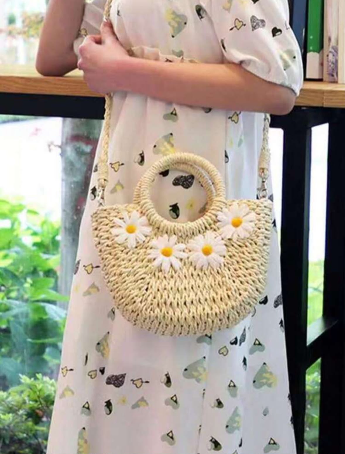 Daisy Straw Tote 👜