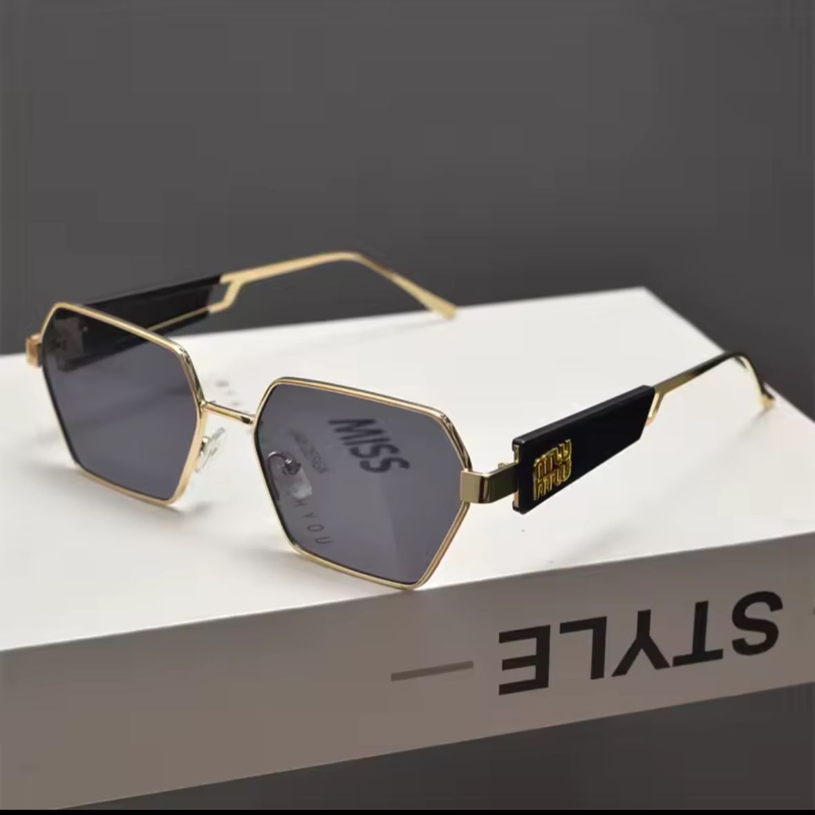 Glam Hexagon Glasses ✨