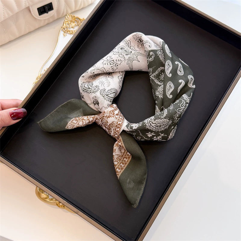 Paisley Chic Scarf 🧣