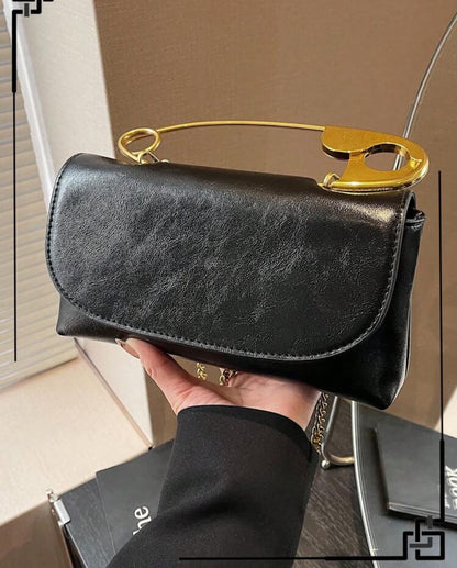 Luxe Chain Clutch 👜
