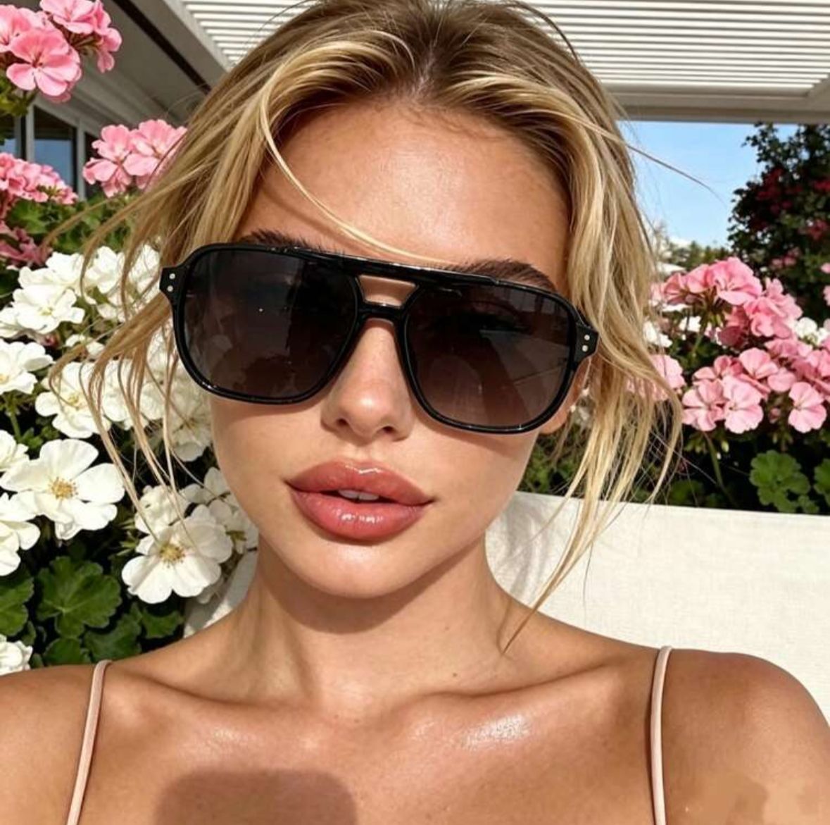 Vintage Diva Sunglasses 🍸