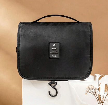 Hanging Travel Organizer 🧳