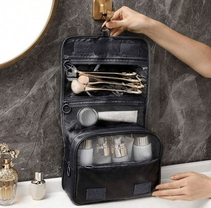 Hanging Travel Organizer 🧳