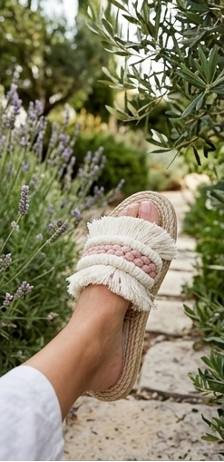 Fringe Bliss Slides 🌾